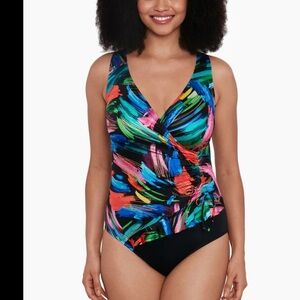 Colorful Abstract Women's Swimsuit!!! Size 3X